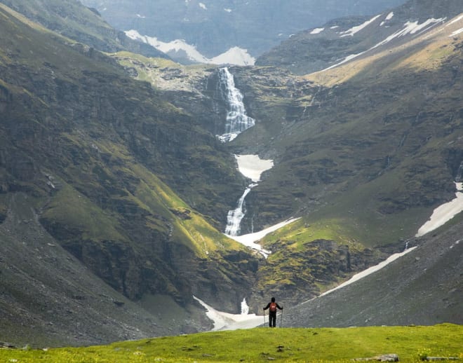 Rupin Pass Trek Image