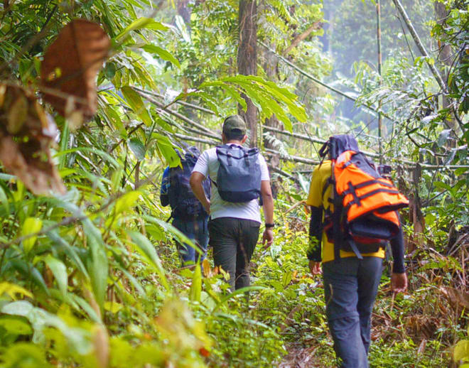 Devkund Waterfall Trek Image