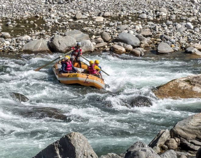 Camping in Manali with Rafting and Paragliding Image