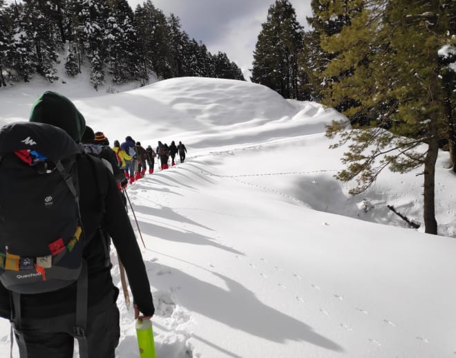 Prashar Lake Trek Image